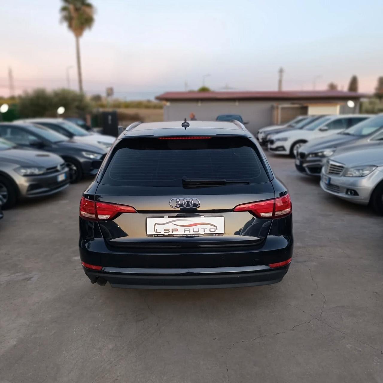 Audi A4 2.0 TDI 150 CV ultra S tronic KM CERTIFICATI