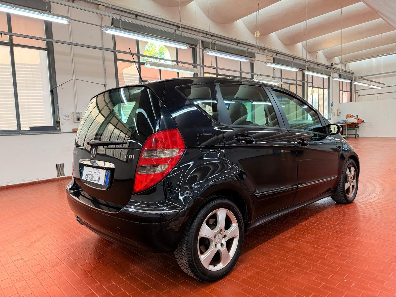 Mercedes A 180 CDI BlueEFFICIENCY Cambio Automatico
