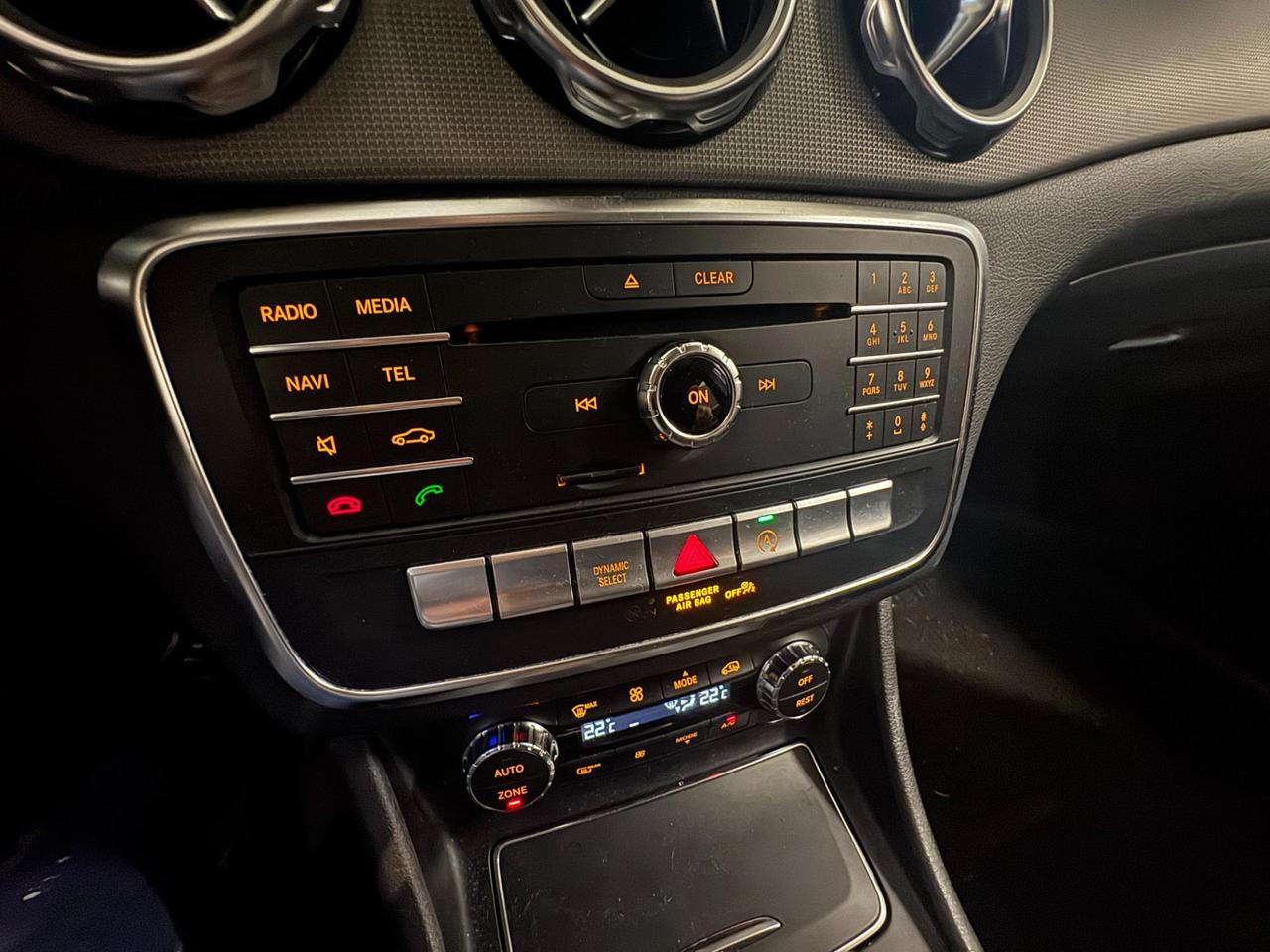 MERCEDES-BENZ GLA 180 d Sport auto UNICO PROPRIETARIO