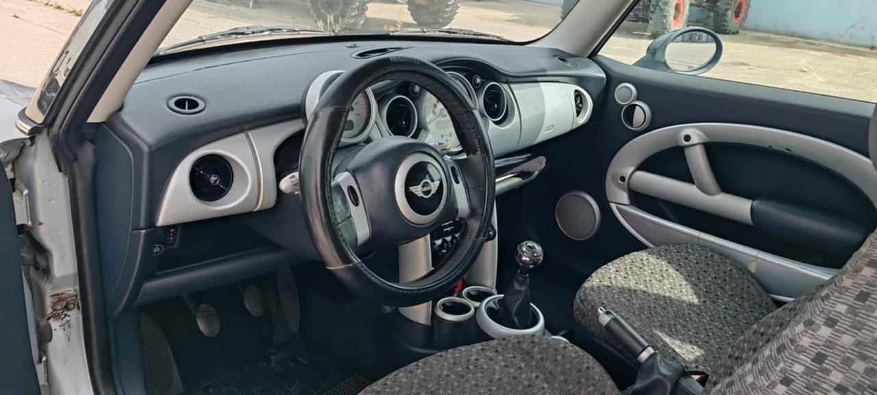 Mini 1.6 16V Cooper Chili GPL