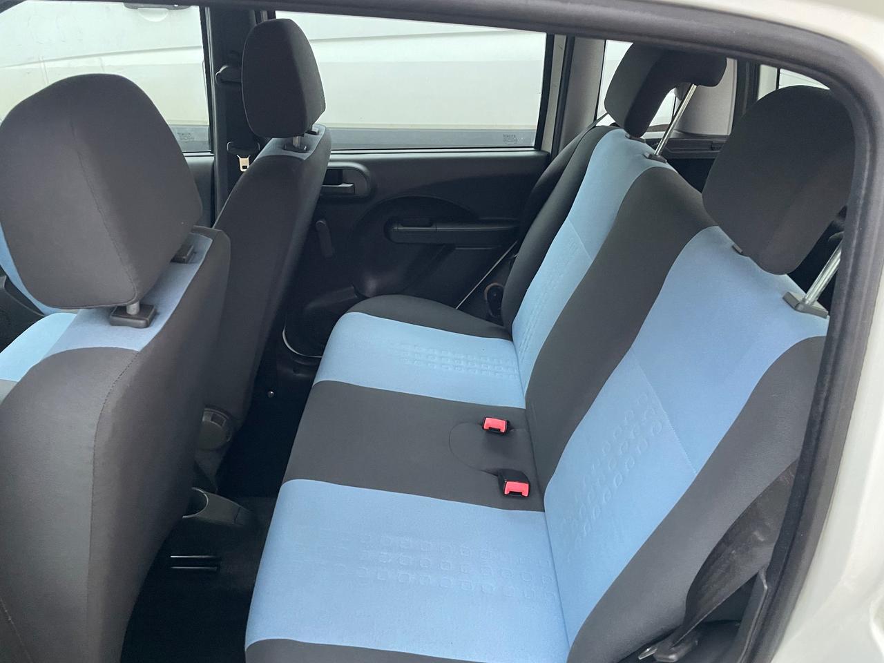 Fiat Panda 1.2 benzina e gas adatta neopatentati