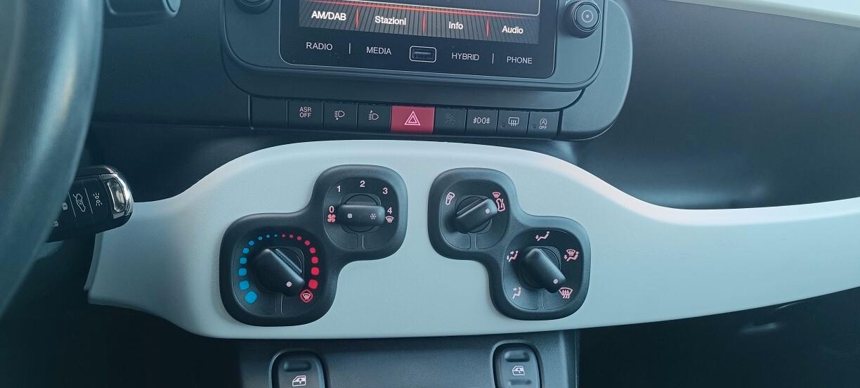 Fiat Panda 1.0 FireFly S&S Hybrid Pandina