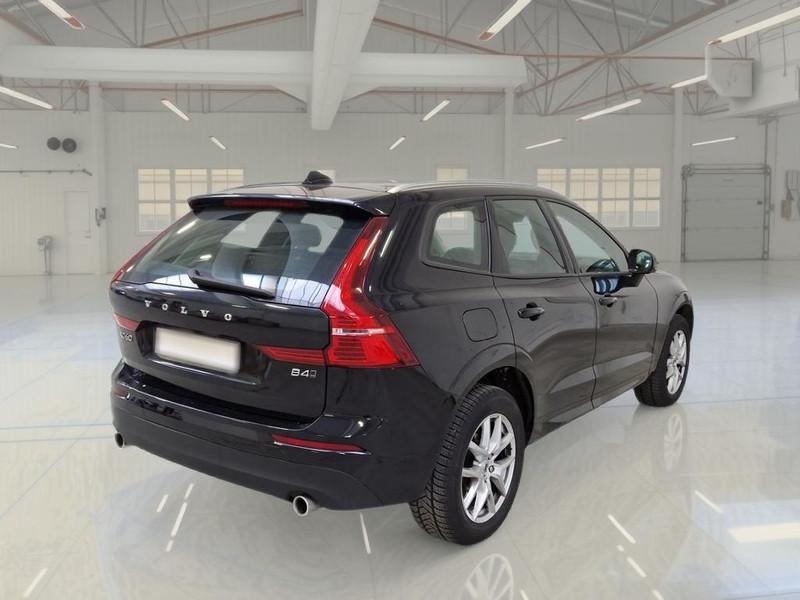 VOLVO XC60 B4 D AWD automatico Momentum