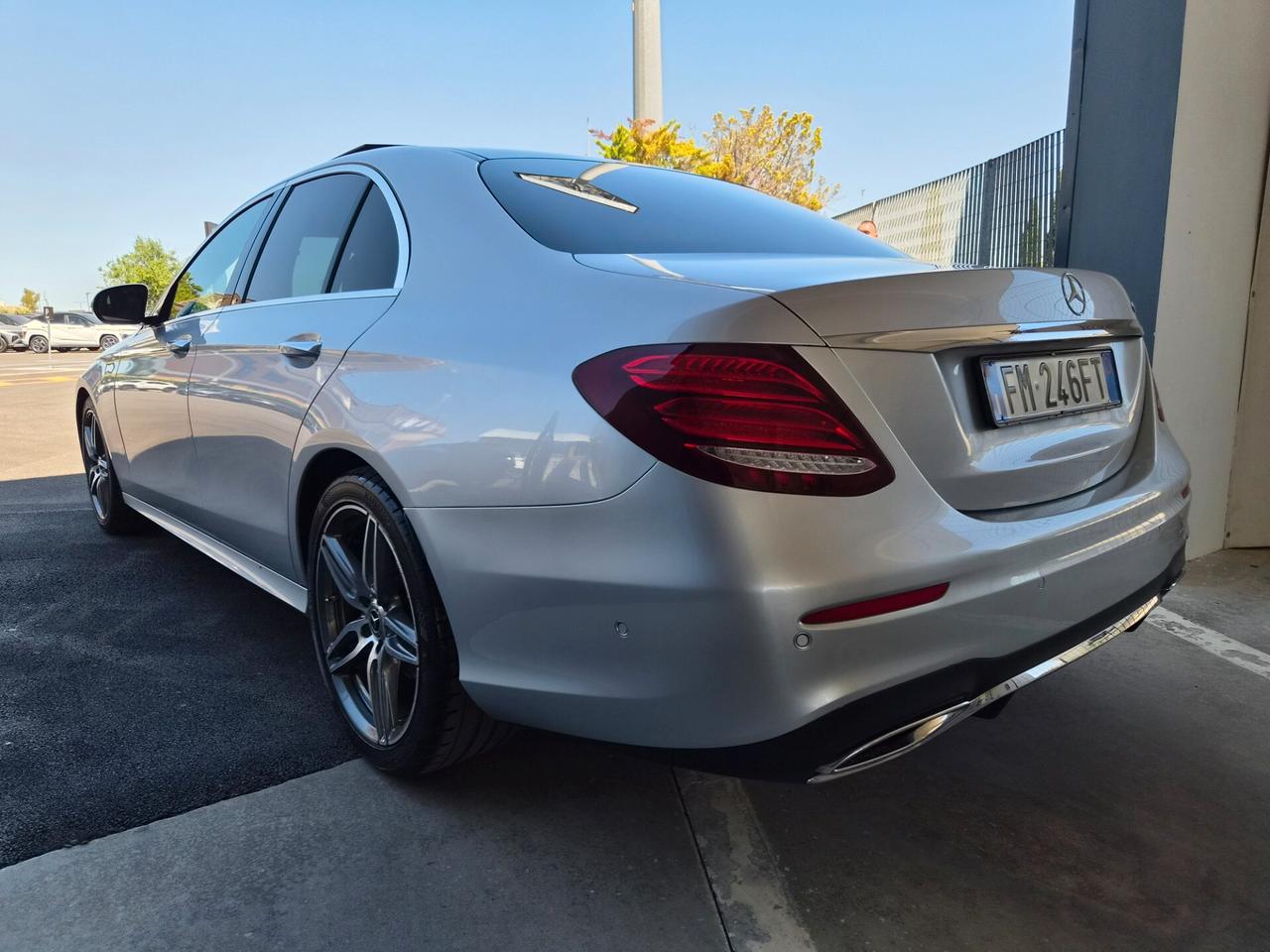 Mercedes-benz E 220 d Auto Premium Plus
