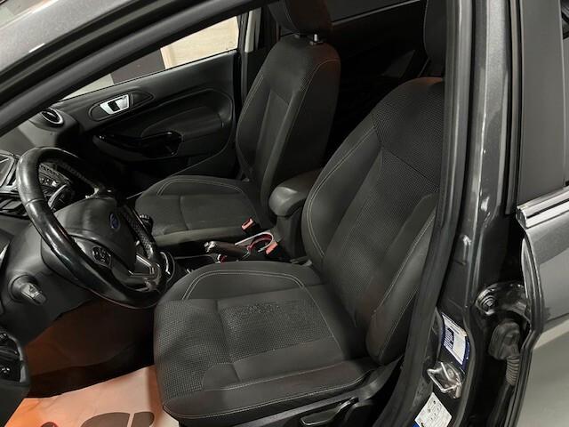 Ford Fiesta 1.5 TDCi 75CV 5 porte ST-Line