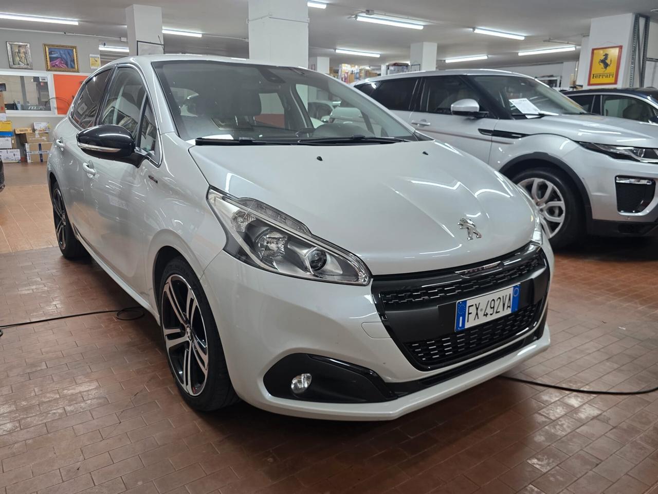 Peugeot 208 BlueHDi 100 S&S 5 porte GT Line
