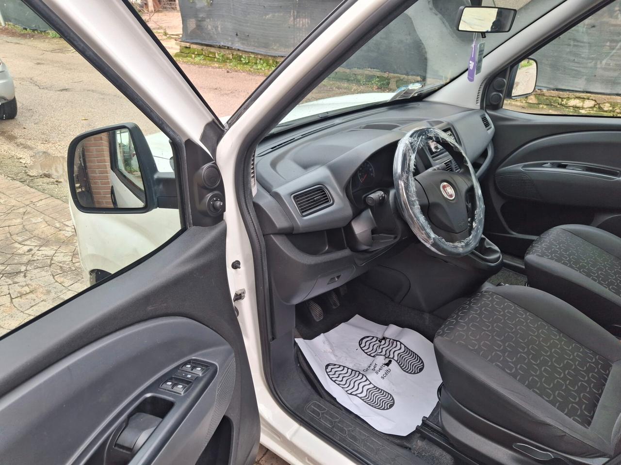 Fiat Doblo Doblò 1.6 MJT 16V 90CV tetto alto pedana elettrica trasporto disabili