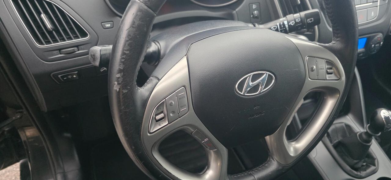 Hyundai iX35 1.7 Diesel Gancio Traino Neopatentati