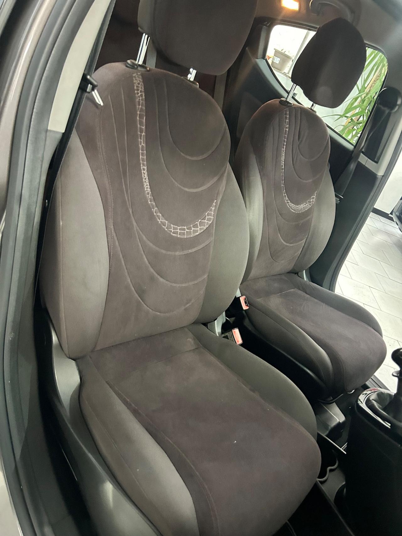 Lancia Ypsilon 1.2 69 CV 5 porte S&S Platinum