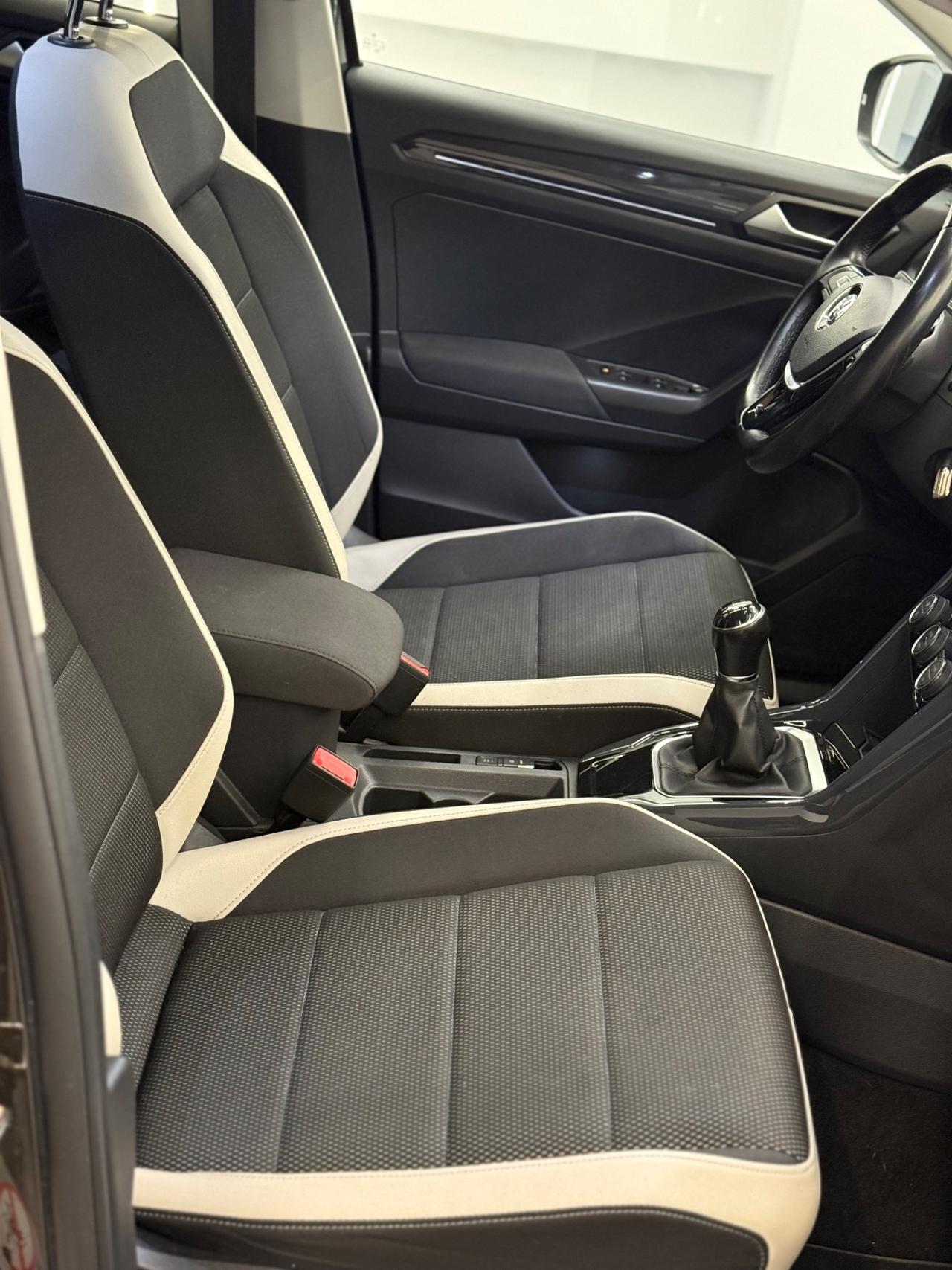 Volkswagen T-Roc 1.6 TDI SCR Advanced BlueMotion Technology