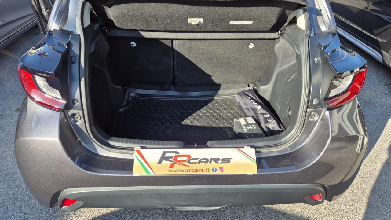 Toyota Yaris 1.5 Hybrid 5 porte Lounge