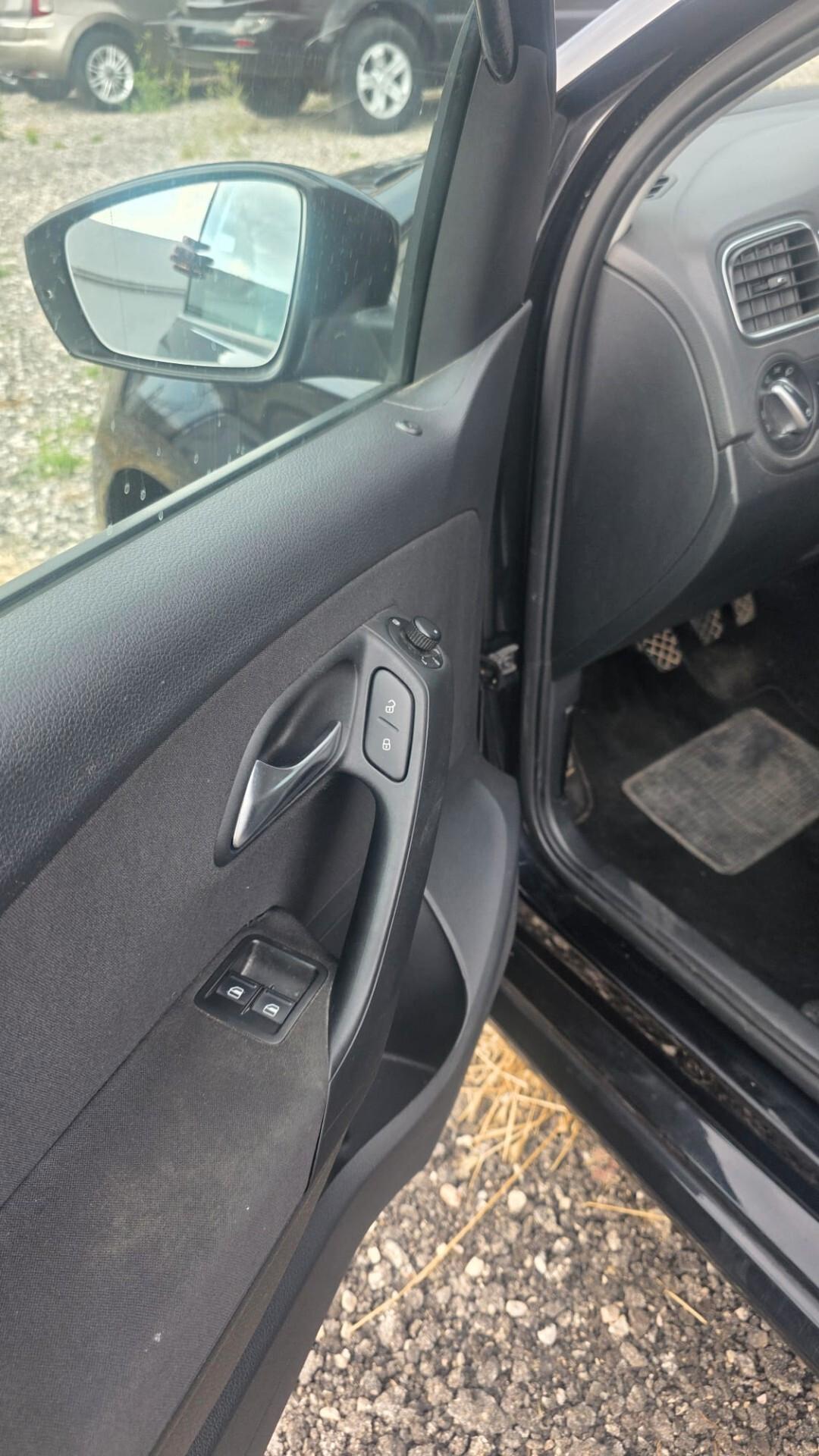 Volkswagen Polo 1.4 3 porte Highline BiFuel