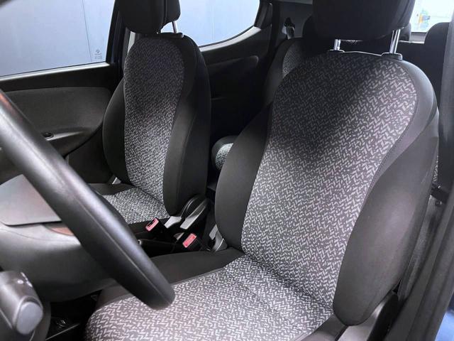 LANCIA Ypsilon 1.0 FireFly 5 porte S&S Hybrid Ecochic Silver