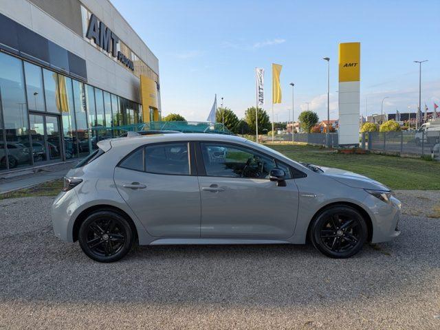 TOYOTA Corolla 1.8 Hybrid Black Edition