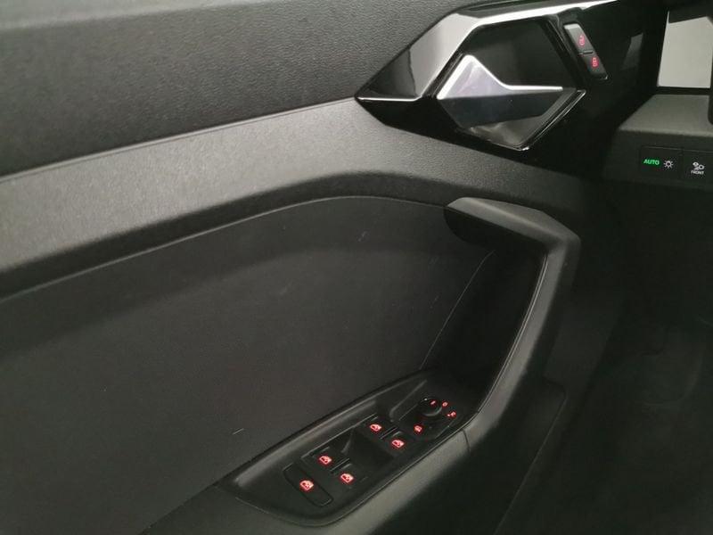 Audi A1 allstreet 30 1.0 tfsi Admired 110cv s tronic