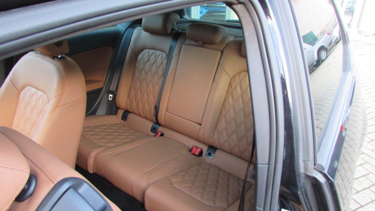 VOLKSWAGEN - Golf - 1.6 TDI 115CV DSG 3p. Sport BMT R-LINE PIU' PELLE