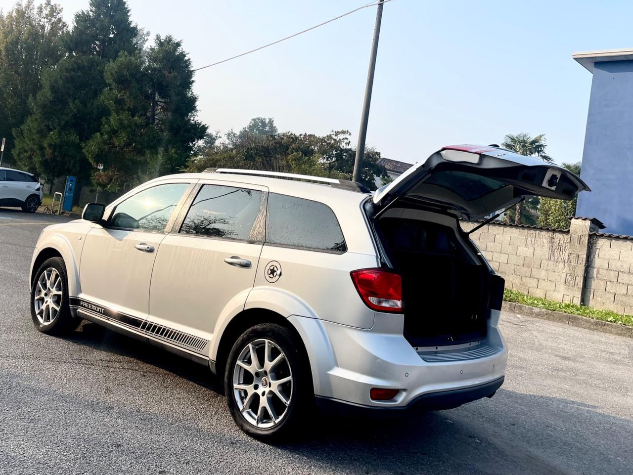 Fiat Freemont 2.0 Mjt 170 CV 4x4 aut. Lounge