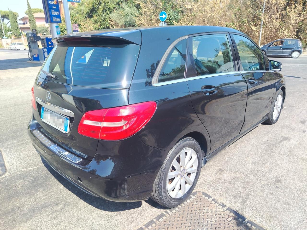 Mercedes-benz B 180 Premium
