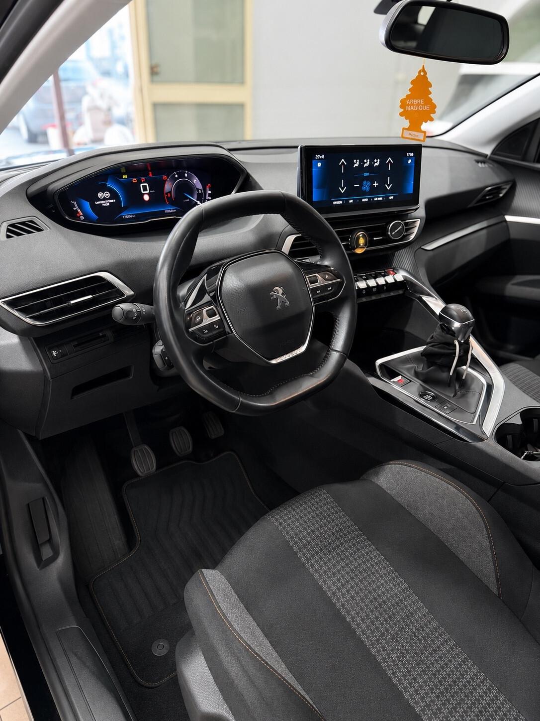 Peugeot 3008 BlueHDi 130 S&S Allure