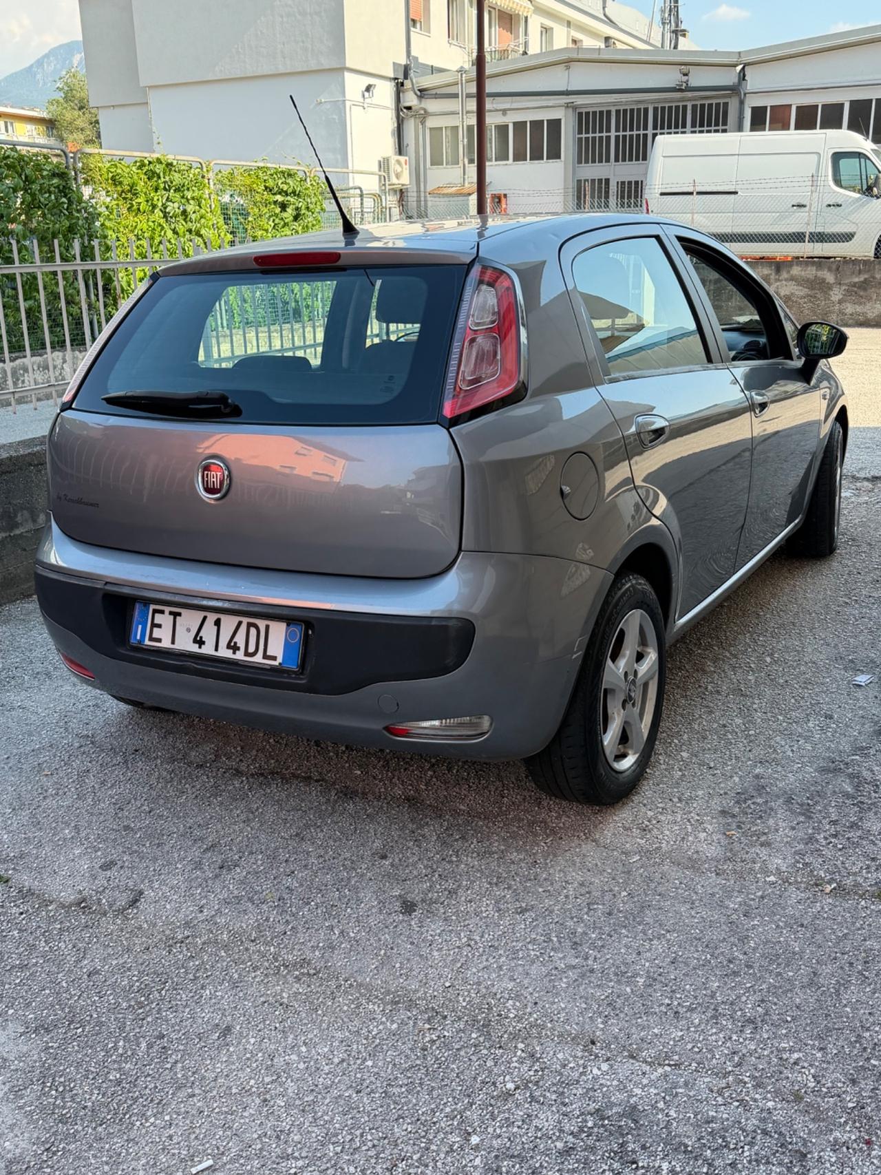 Fiat Punto 1.4 8V 5 porte Natural Power Street