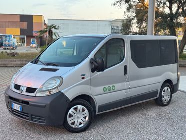 Renault Trafic T29 1.9 dCi/100cv 9 Posti