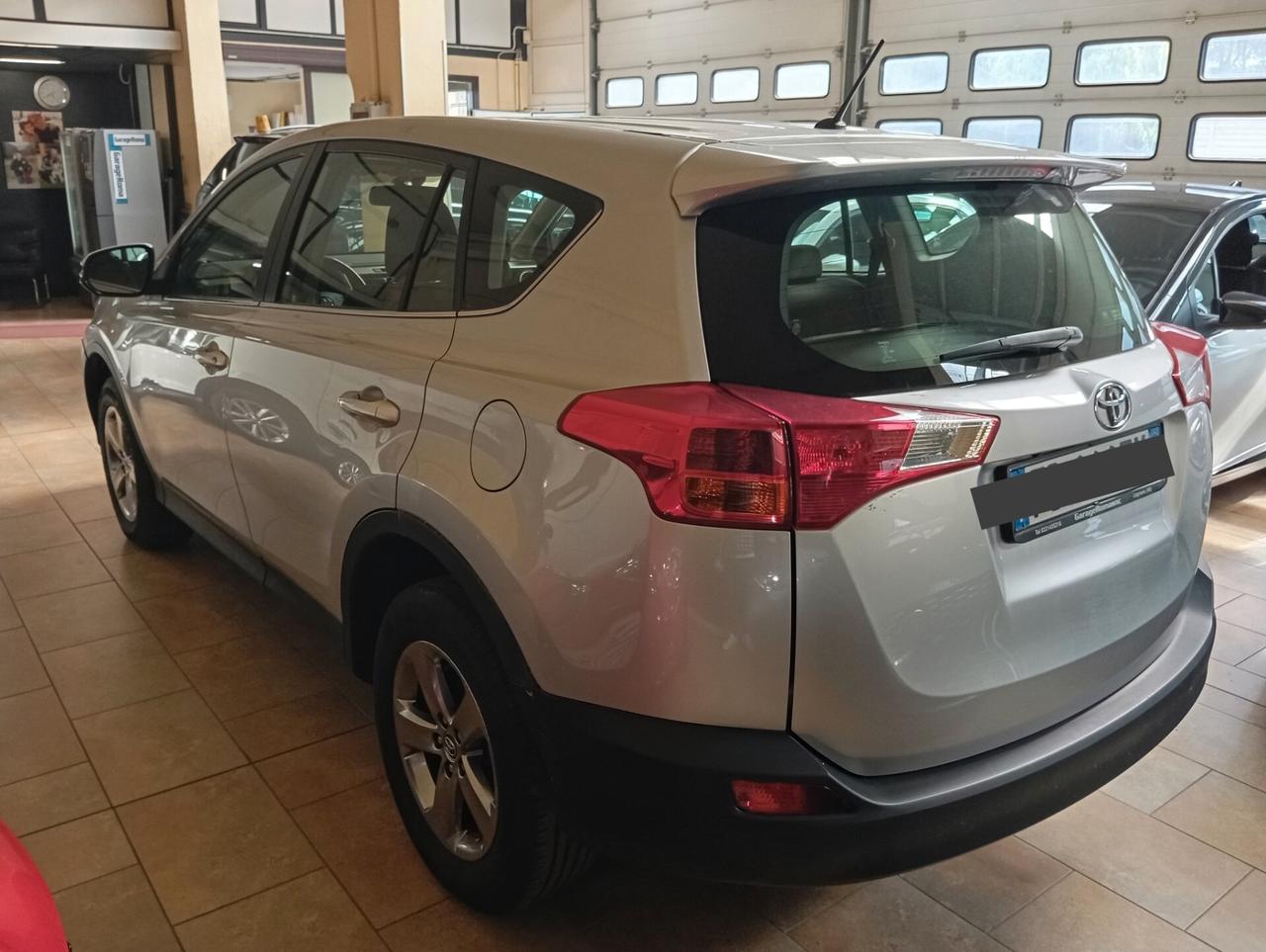 Toyota RAV 4 RAV4 2.0 D-4D 2WD Permute