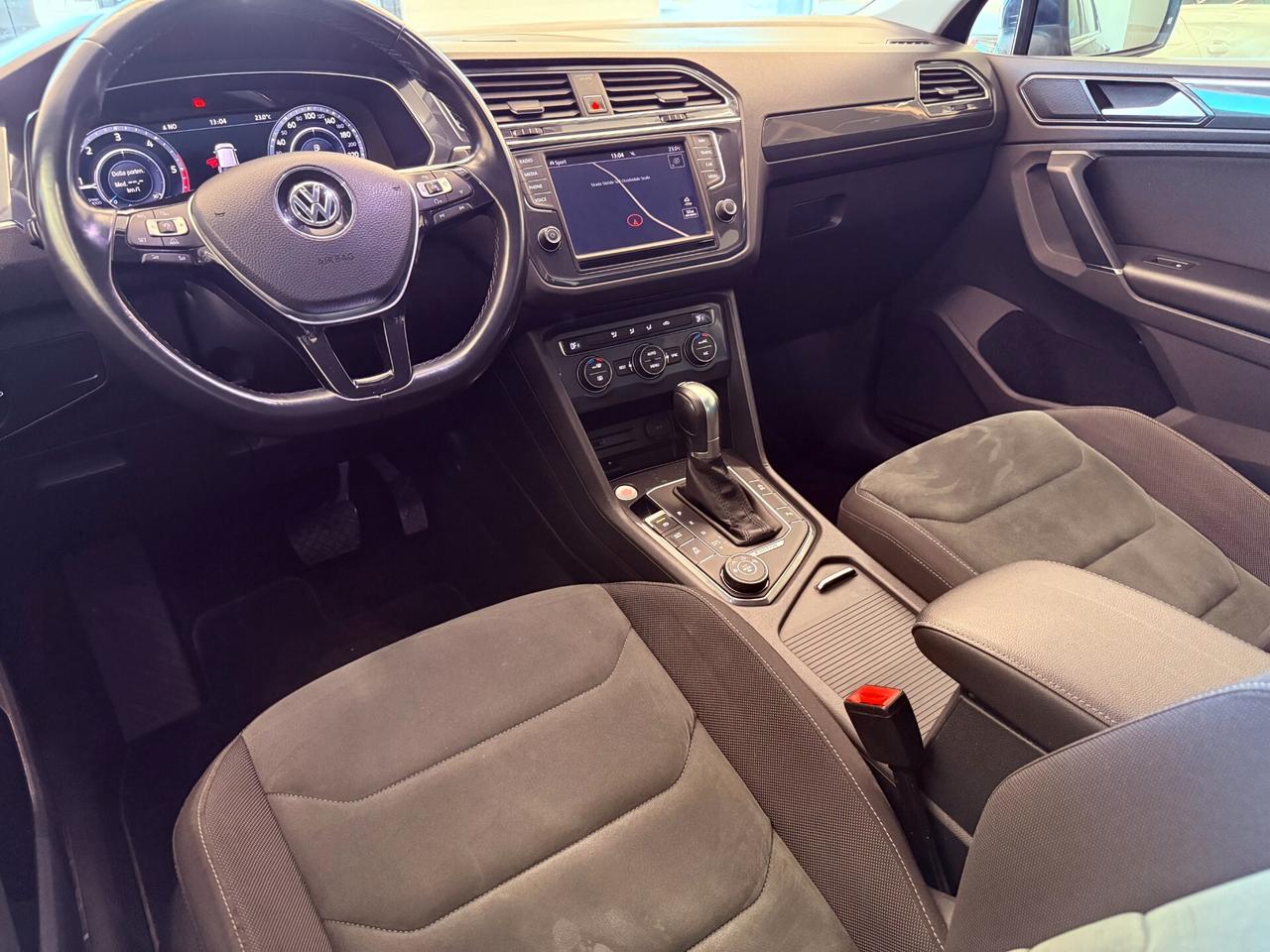 Volkswagen Tiguan 2.0 TDI SCR DSG 4MOTION Business BMT
