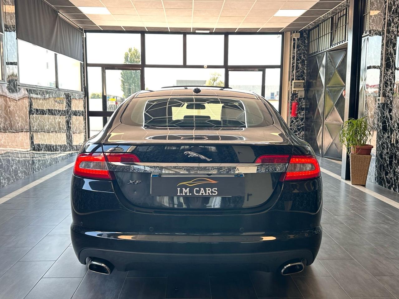 Jaguar XF 3.0 D V6 Luxury