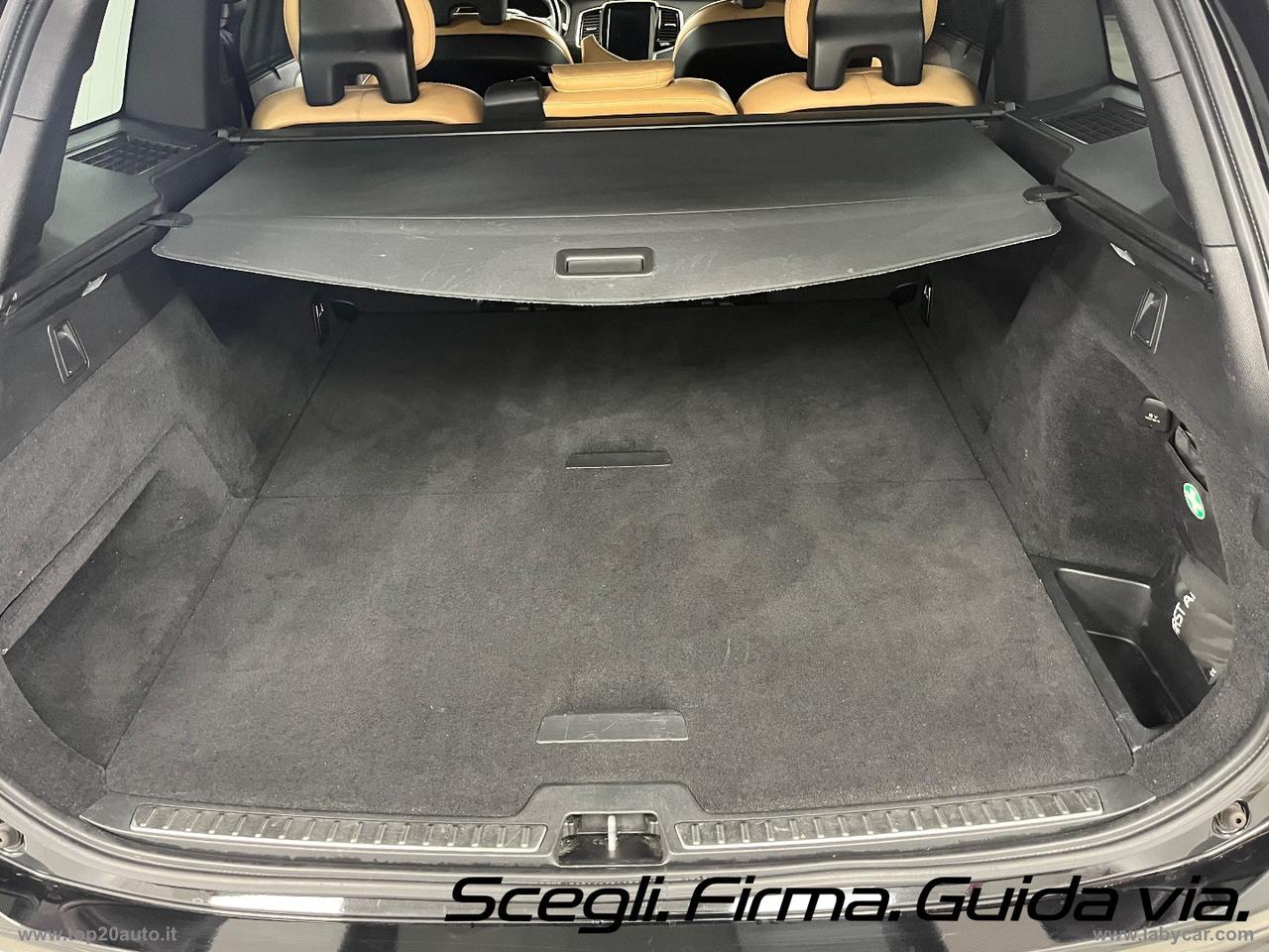 VOLVO XC90 D5 AWD Geartronic Inscription|TOTAL BLACK|PELLE TOTALE