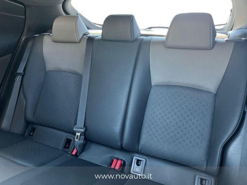 Toyota C-HR C-HR 1.8h Lounge e-cvt