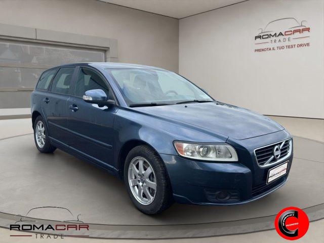 VOLVO V50 D4 Geartronic Kinetic