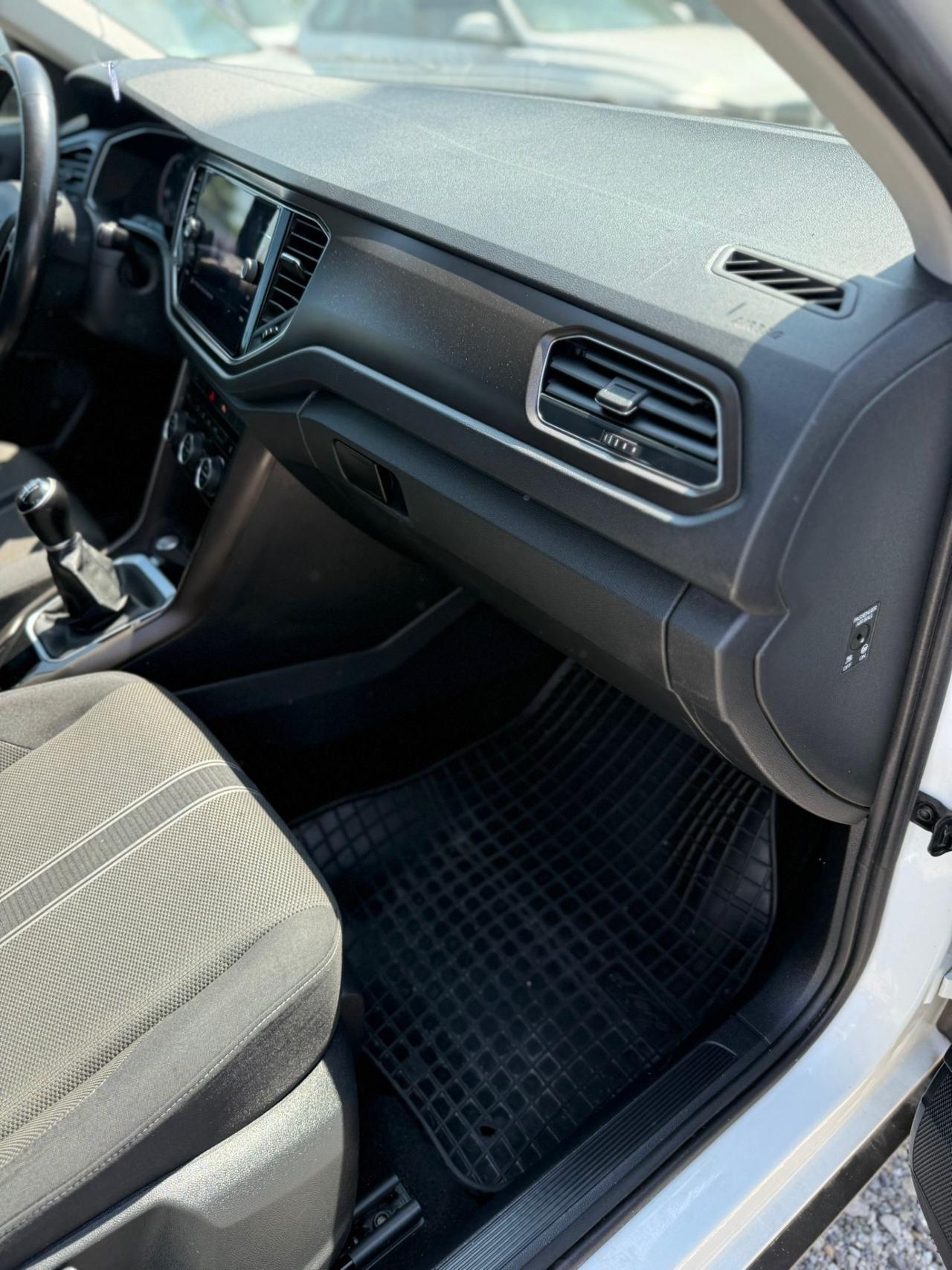 Volkswagen T-Roc 1.6 TDI SCR Business BlueMotion Technology