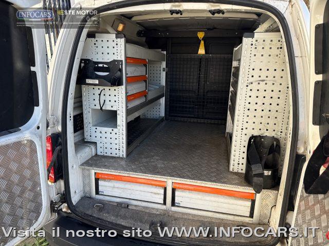 VOLKSWAGEN Caddy 2.0 TDI 122 CV 4Motion Attrezzato + IVA