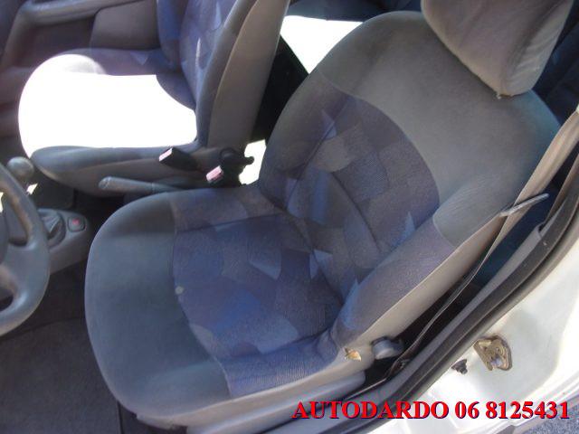RENAULT Clio 1.1i cat 3 porte UP Aria