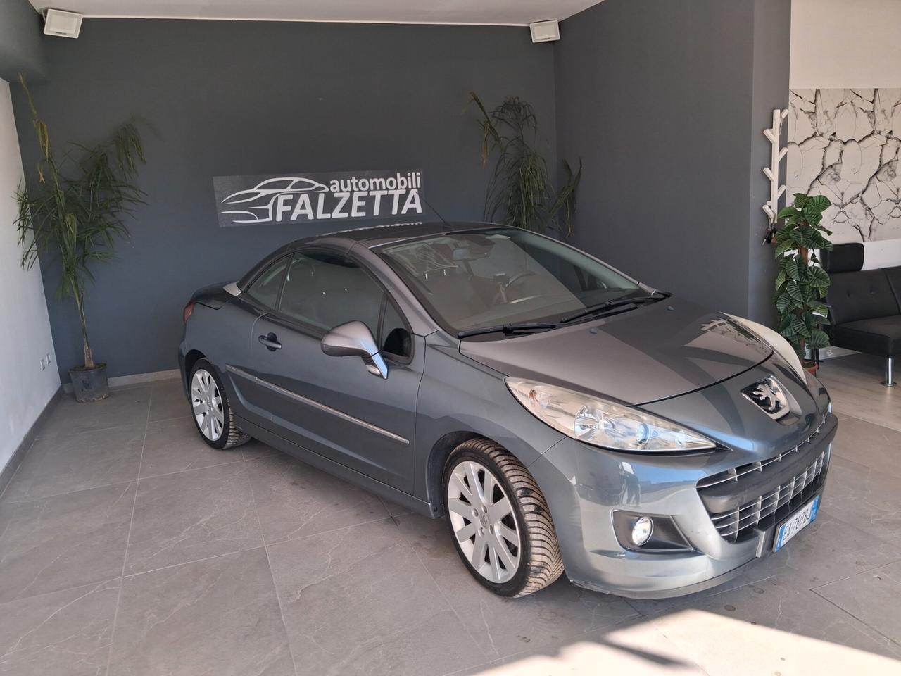 Peugeot 207 1.6 8V HDi 112CV CC Féline