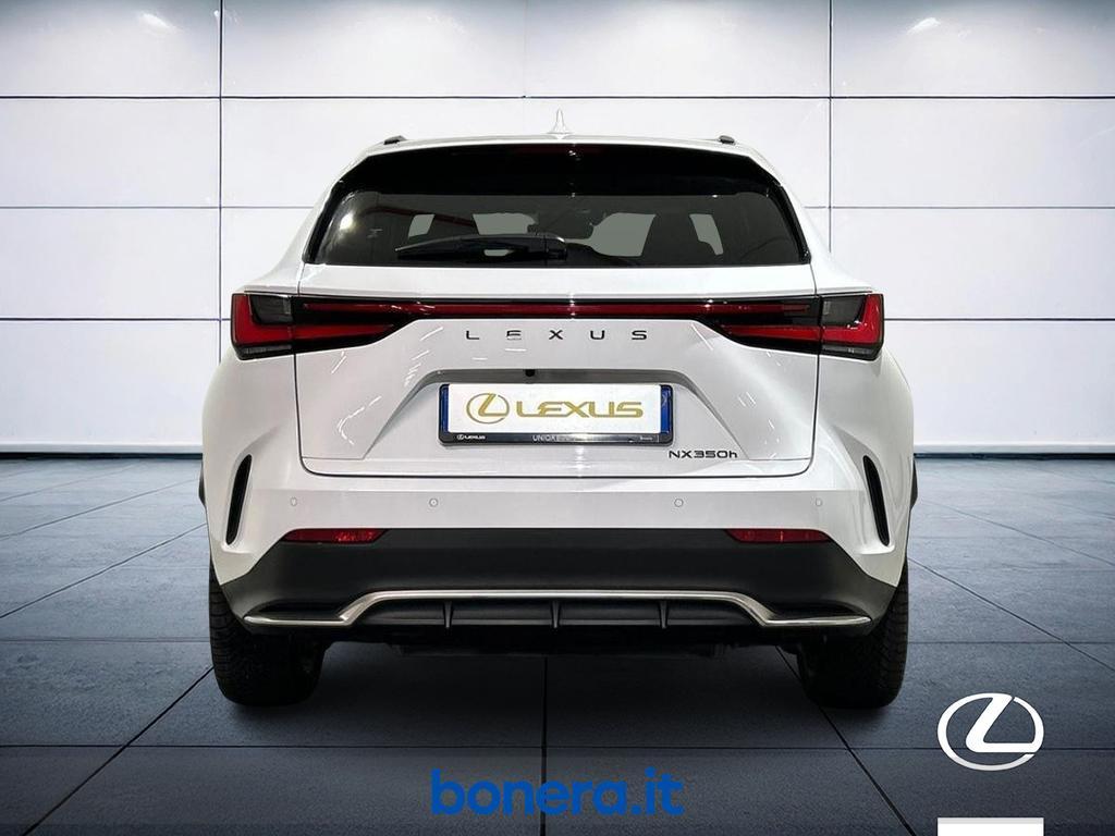 Lexus NX 2.5 Hybrid F-Sport 4WD e-CVT