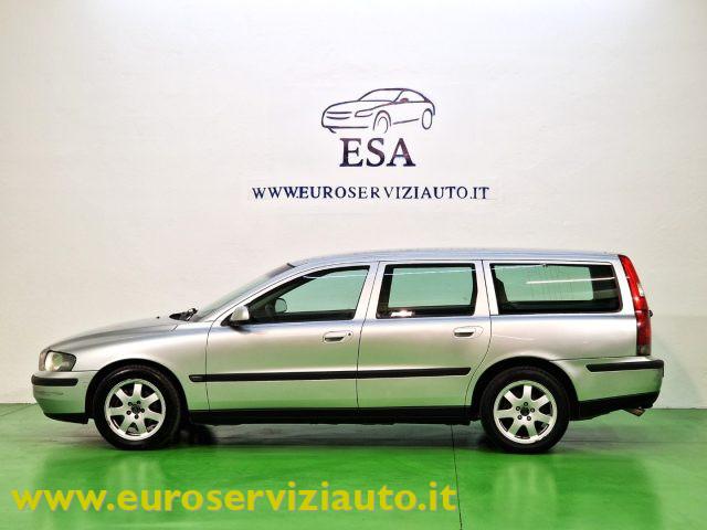 VOLVO V70 2.4 D5 20V cat