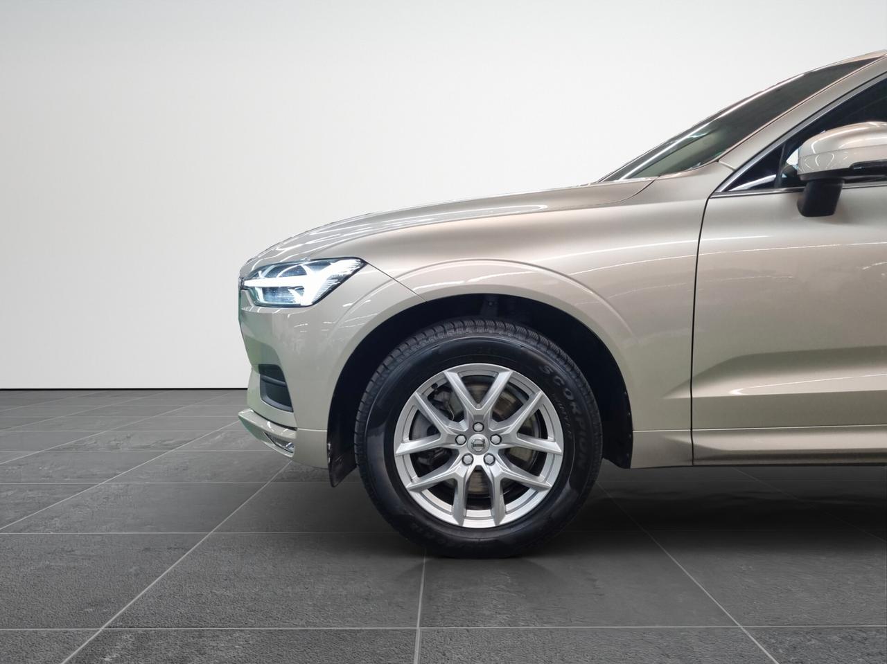 Volvo XC 60 XC60 B4 (d) AWD Geartronic Momentum Pro