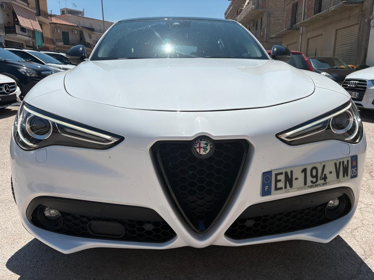 Alfa Romeo Stelvio 2.2 Turbodiesel 180 CV AT8 RWD Business