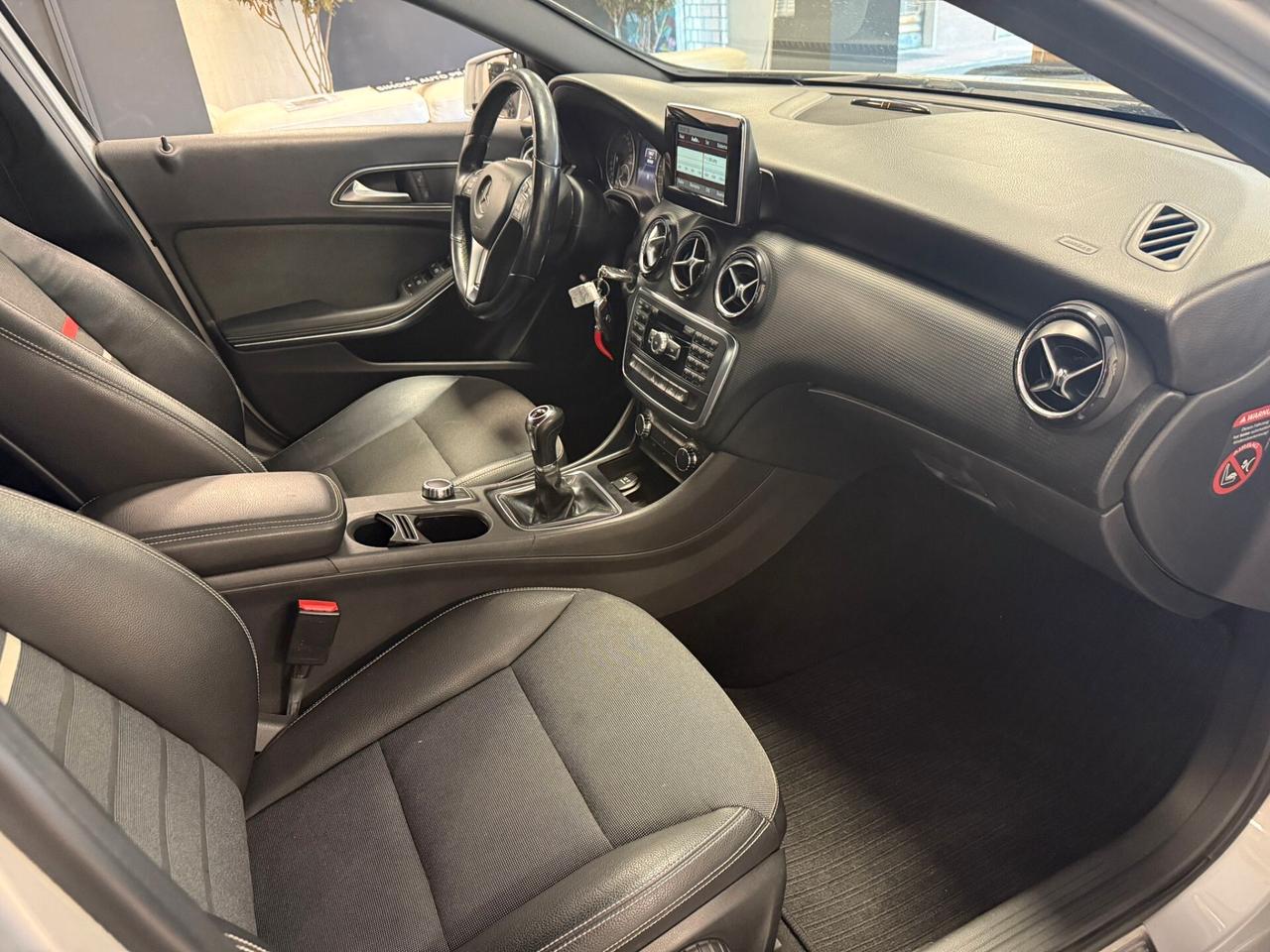 Mercedes-benz A 180 Premium