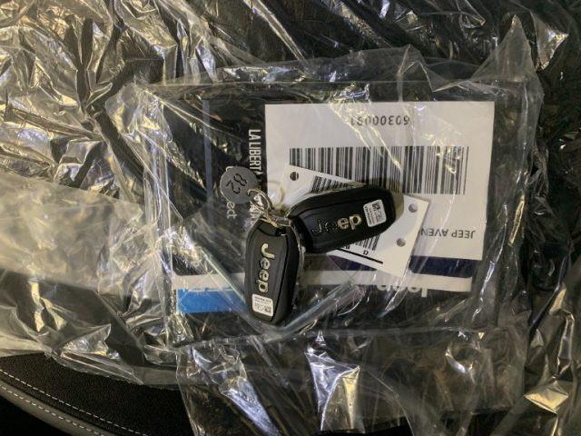 JEEP Avenger 1.2 Benzina KM0 E-HYBRID MHEV Summit Prezzo Reale