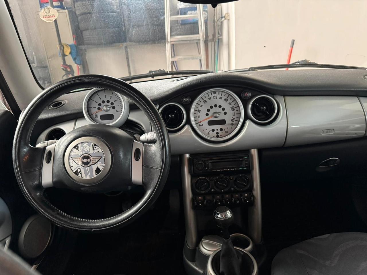 Mini 1.6 16V One de luxe