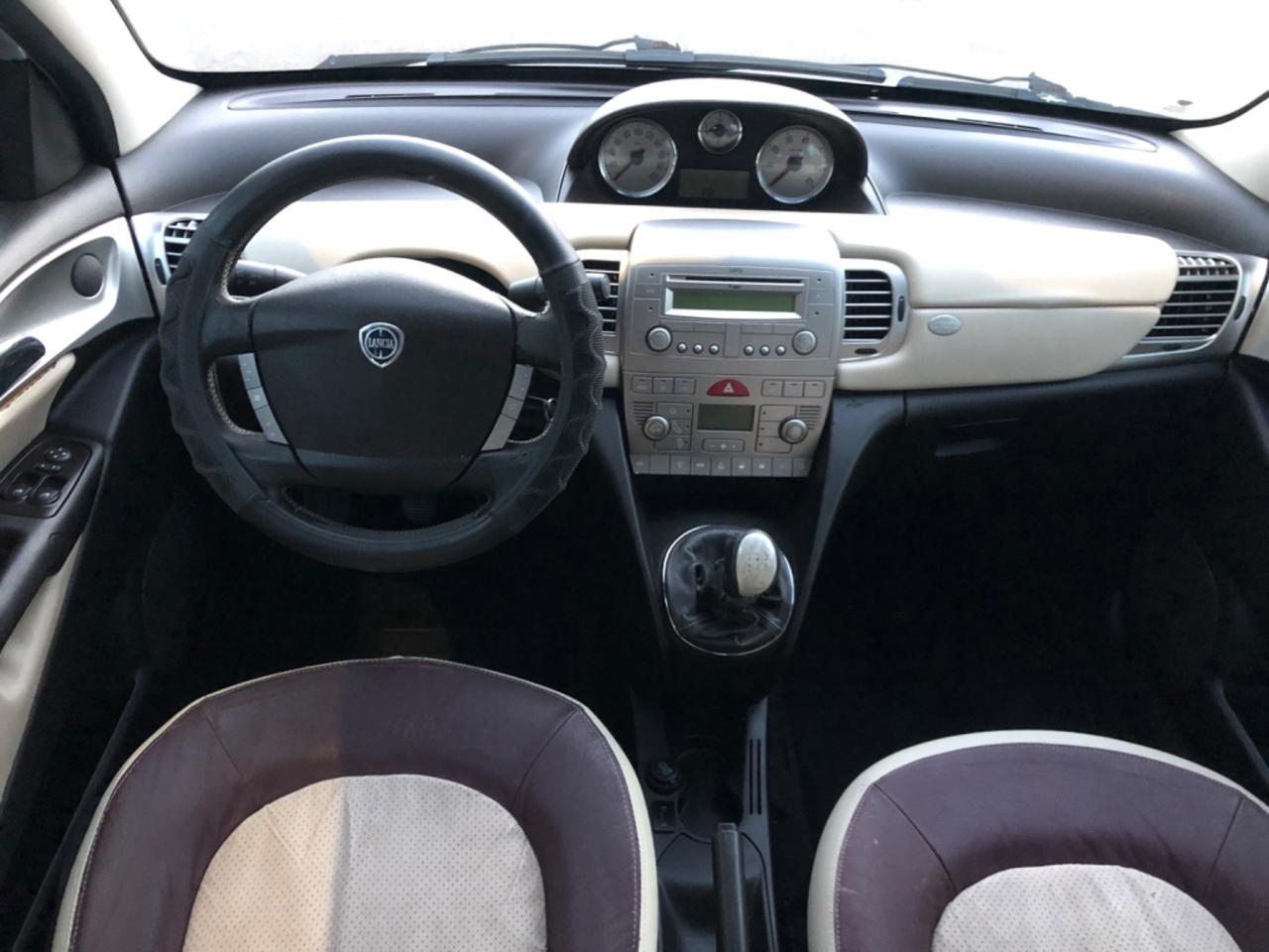 LANCIA Y 1.3 DIESEL MOMO DESIGN 2008