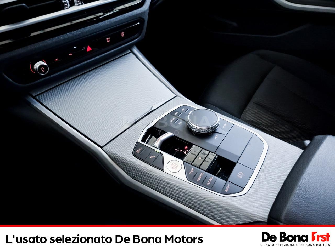 BMW Serie 3 320d touring mhev 48v xdrive auto