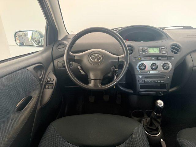 TOYOTA Yaris 1.0i 16V cat 3 porte Sol