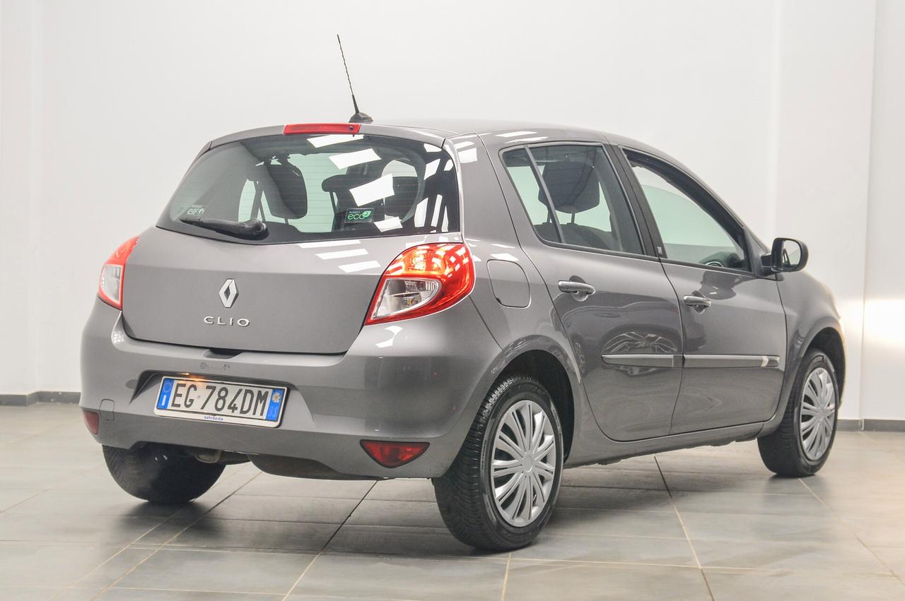 Renault Clio 1.2 16V 5 porte Dynamique