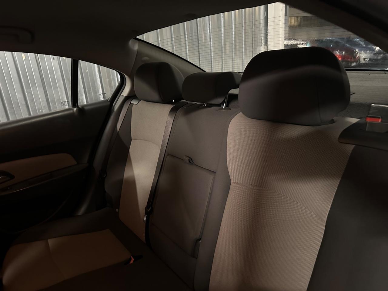 Chevrolet Cruze 1.6 4 porte LS UNIPRO