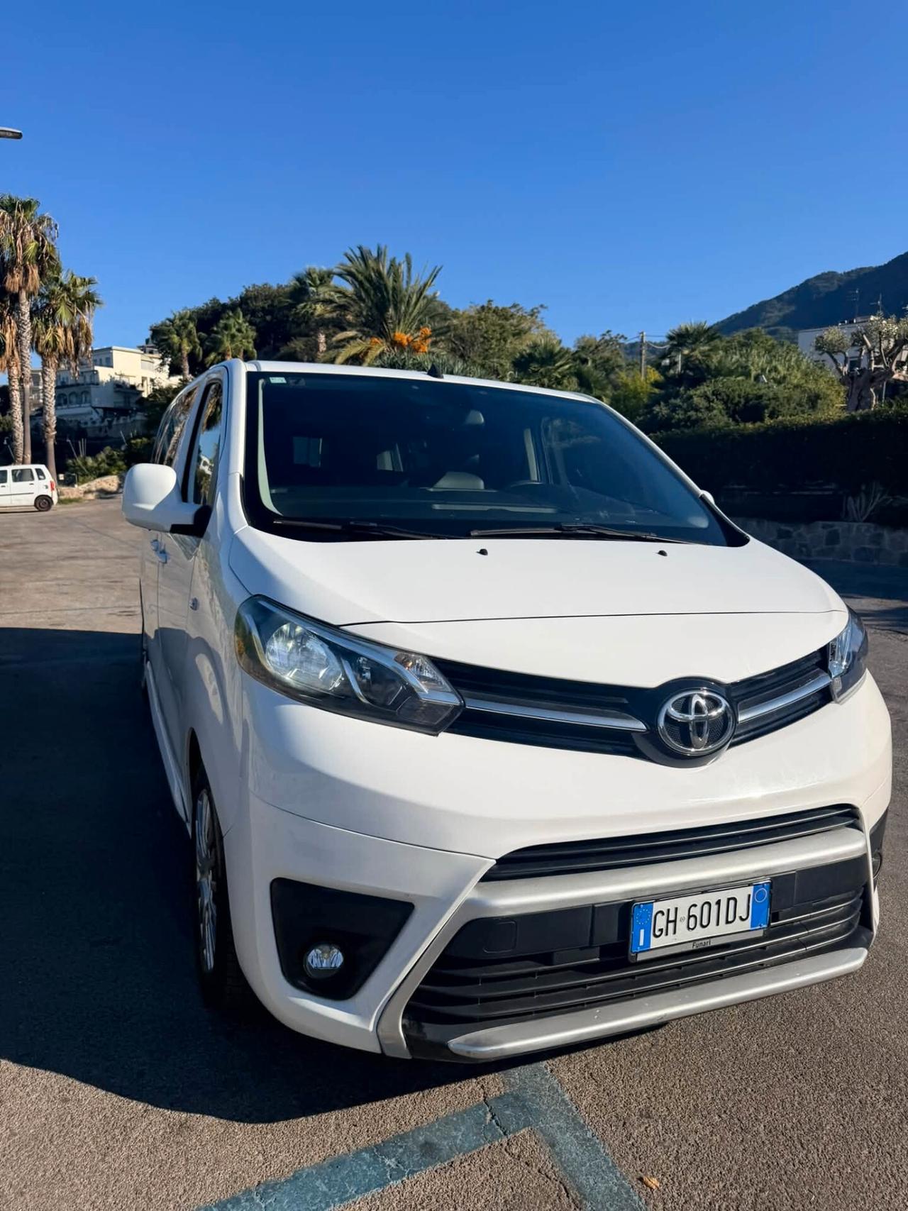 Toyota Proace Verso 2.0D 144 CV L2 D Lounge