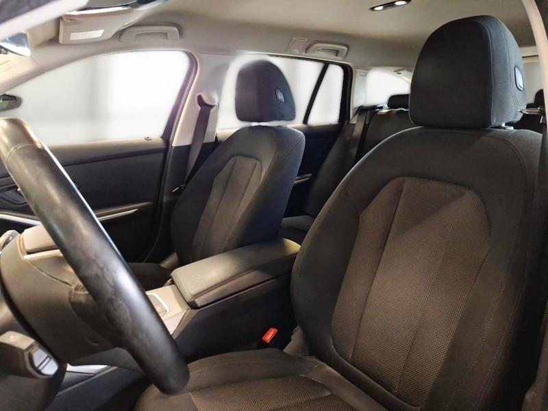 BMW 318 48V Business Advantage Touring auto