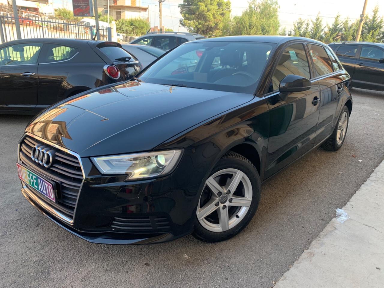 Audi A3 Sedan 30 TDI S tronic Business